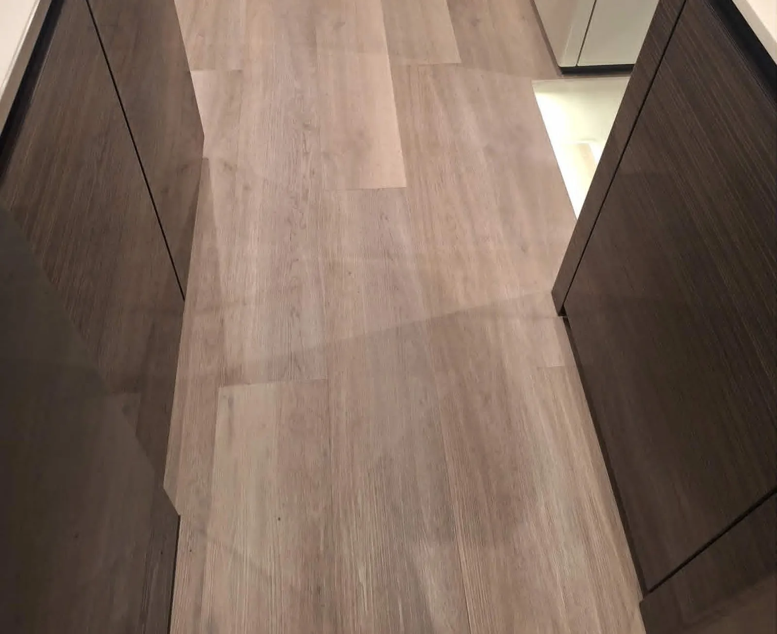 La cocina del yate tras el cambio de suelo